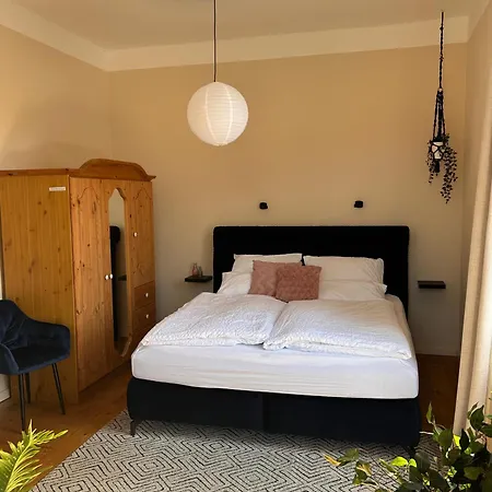 Schoene Altbauwohnung Direkt An Der Kesselschleuse! Апартаменты *